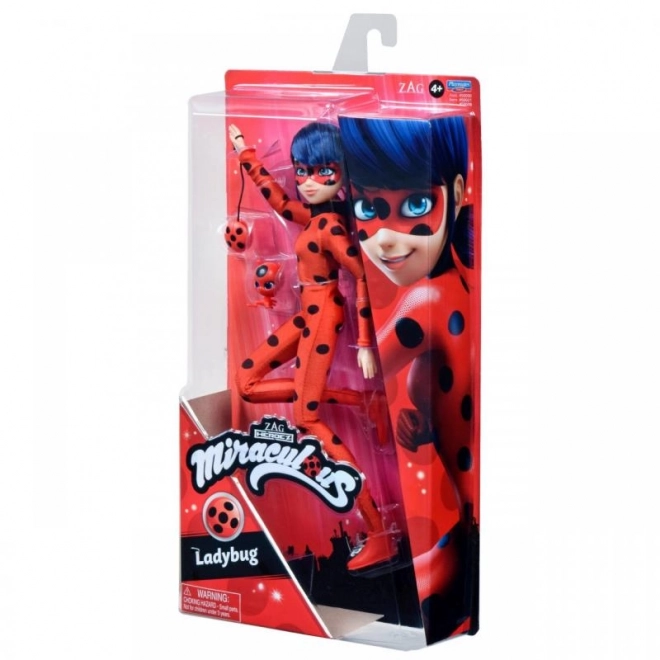 Păpușa Miraculous Ladybug cu accesorii