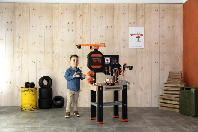 Atelier de lucru cu macara Black+Decker