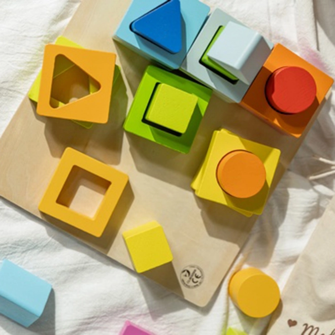 Joc educativ din lemn Montessori 5 în 1: Potrivire a formelor și numărare