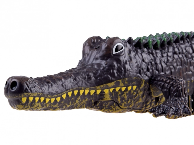 Crocodil telecomandat