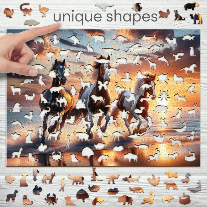 Puzzle din lemn cai sălbatici pe plajă