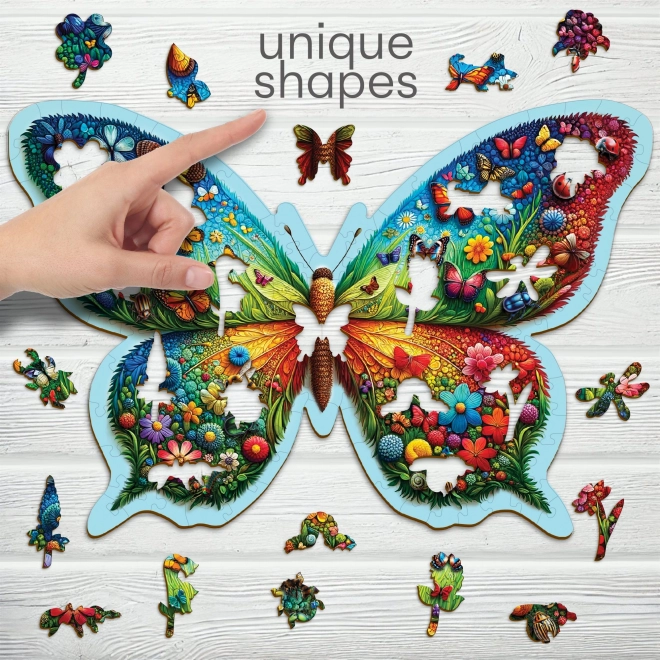Puzzle de lemn Fluture colorat 150 piese