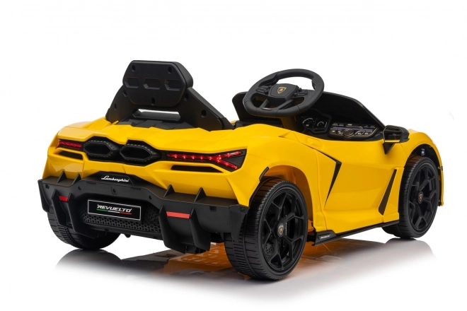 Auto Lamborghini Revuelto Galben