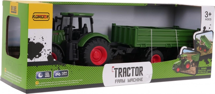 Tractor verde cu remorcă