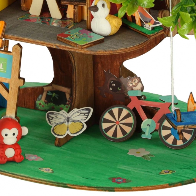 Set creativ de construit căsuță în copac cu accesorii