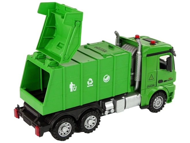 Uși și container care se deschid