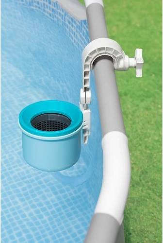 Montaj ușor pe marginea piscinei