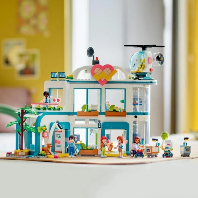 Spitalul din Heartlake LEGO Friends