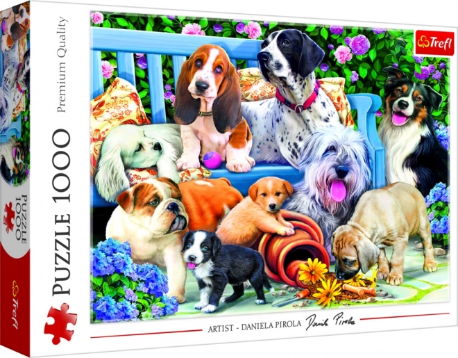 Puzzle 1000 piese cu câini în grădină Trefl