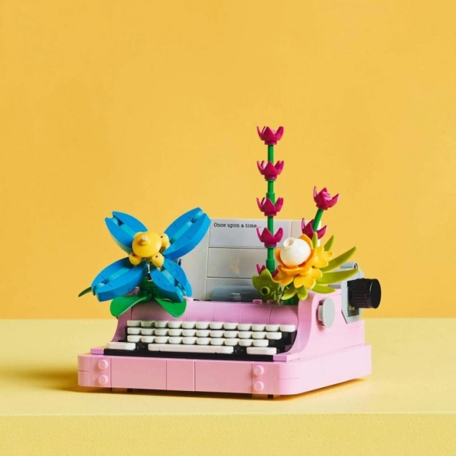 Mașina de scris cu flori LEGO Creator 3 în 1