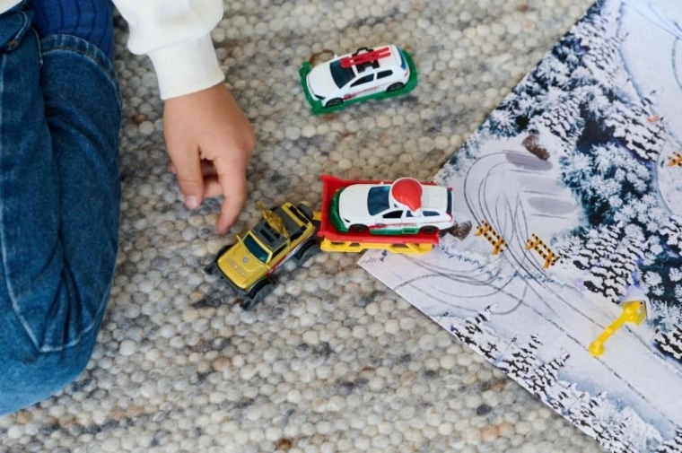 Mașinuțe metalice detaliate de 7,5 cm