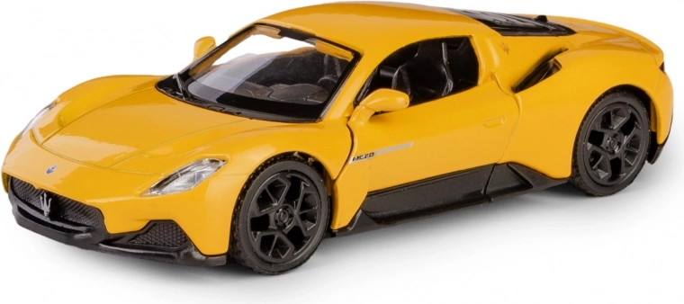 Detalii realiste și construcție metalică