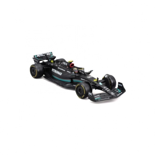 Model metalic Formula 1 Mercedes-AMG F1 W14 E Performance