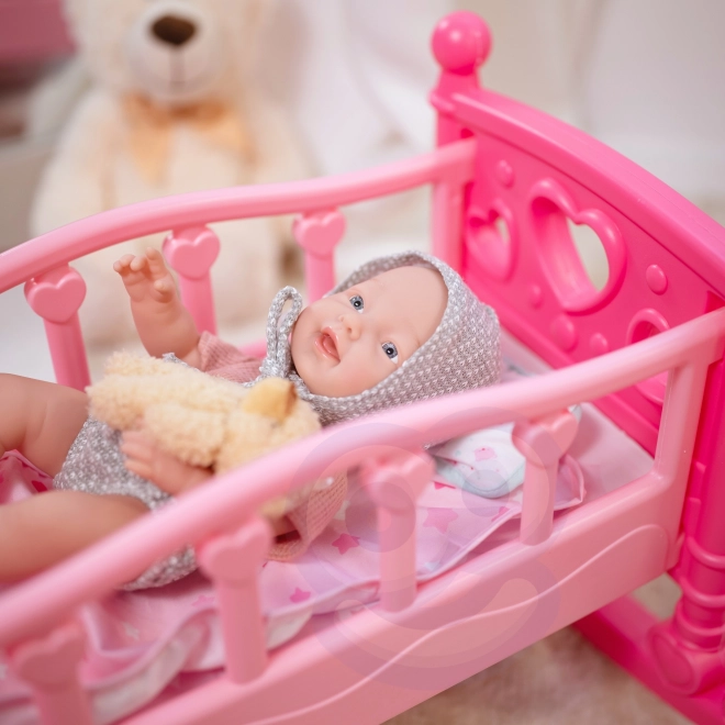 Bebe cu accesorii de hrănire de la Woopie Royal