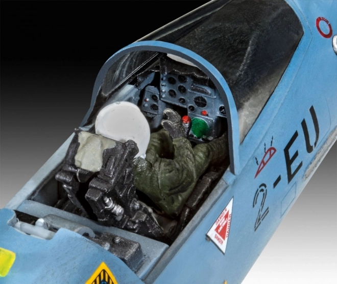 Model plastic Dassault Mirage 2000C 1/48