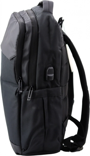 Rucsac urban cu USB și buzunar pentru laptop negru 16L