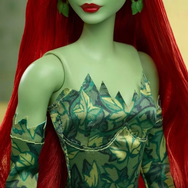 Păpușa de colecție Barbie Batman Poison Ivy