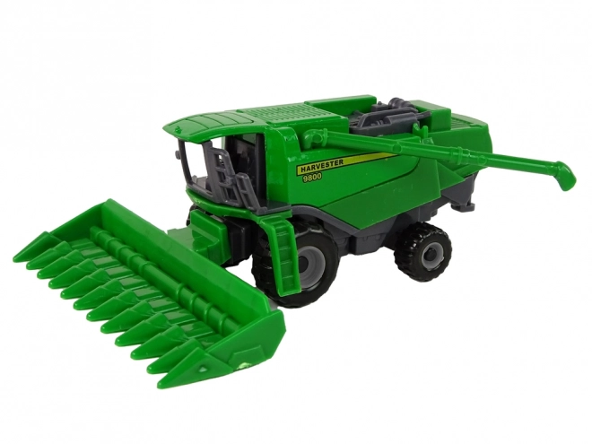 Combina agricolă cu secerătoare verde și galbenă