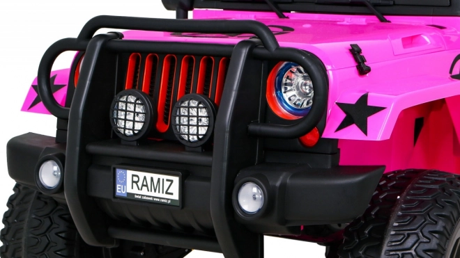 Mașină de teren Monster 4x4 jeep pentru copii Roz + Telecomandă + Reglare scaun + Pornire lentă + MP3 LED + Suport bagaje + Rucsac