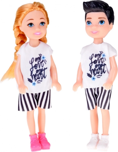 Două figurine și scaune sigure