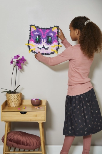 Creează, expune și admiră