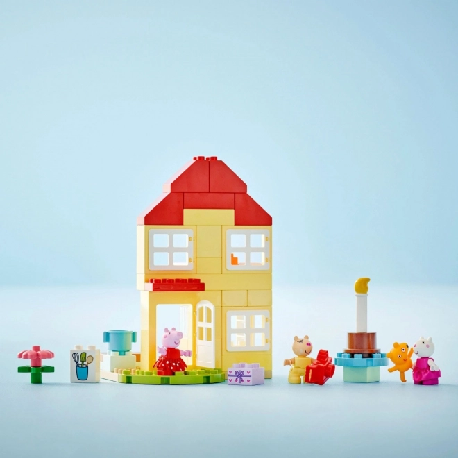 domețul aniversar al lui Peppa LEGO DUPLO