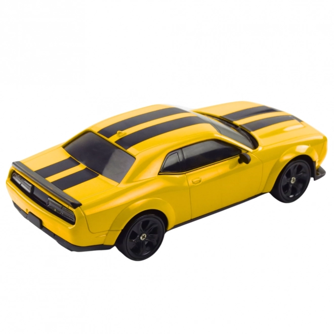 Mașină sport pentru drift cu telecomandă 4WD galbenă