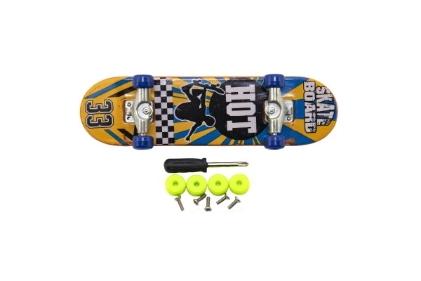 Skateboard prst cu accesorii