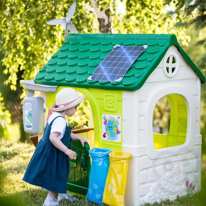 Abordare eco cu turbină eoliană și panou solar