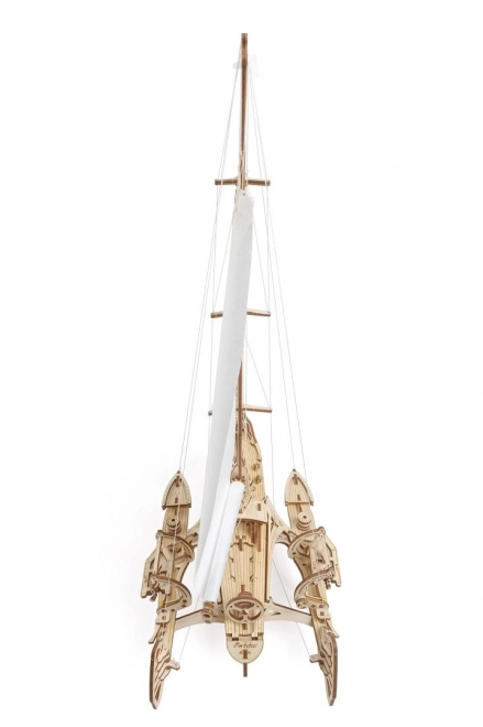 Puzzle 3D Nave Trimaran Merihobus de la UGEARS