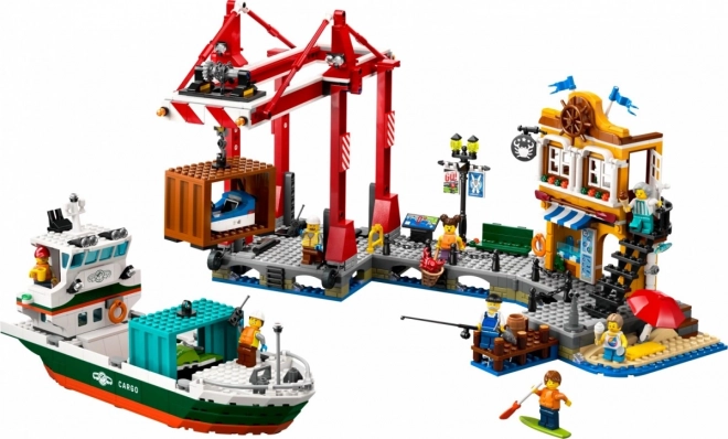 Port maritim LEGO City cu navă de marfă