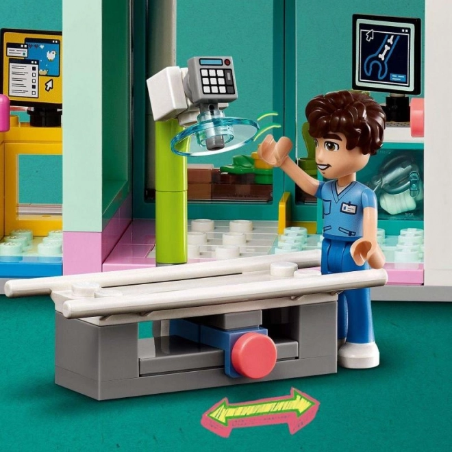 Spitalul din Heartlake LEGO Friends