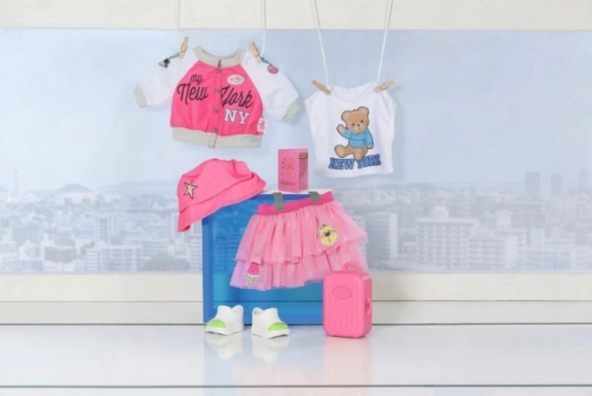 Ținută de călătorie pentru păpușa BABY born, 43 cm