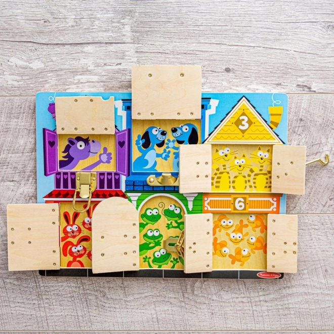 tablou cu încuietori și lacăte Melissa and Doug