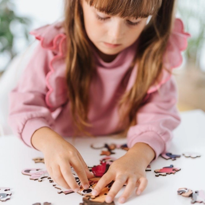 Puzzle din lemn 50 piese Gabby și pisicuța ei