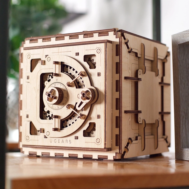 Puzzle mecanic 3D din lemn Trezor Ugears