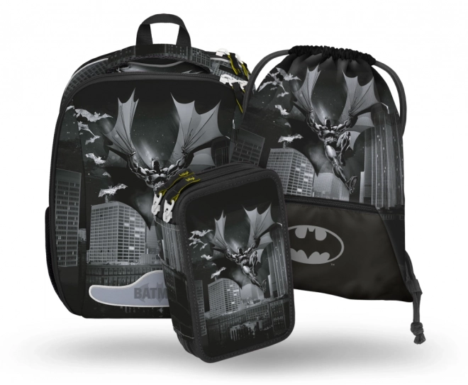 Set 3 piese: ghiozdan, penar și sac Batman Dark City