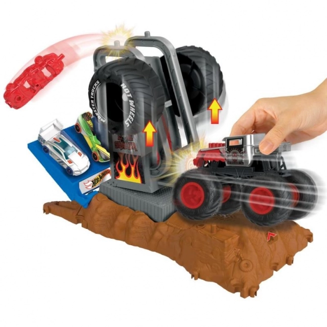 Set de joc provocarea cursei Hot Wheels Monster Trucks Arena – HW Rechinul Tigru