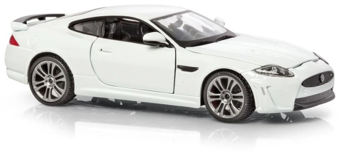 Model metalic Jaguar XKR-S alb 1:24 de la Bburago