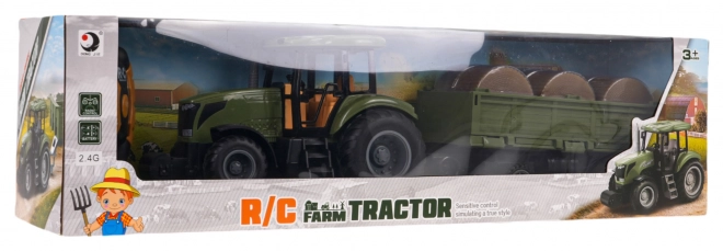 Tractor cu remorcă verde R/C