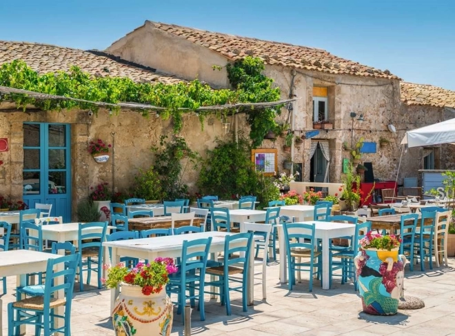 Puzzle Ravensburger Taverna de pe litoral 500 piese