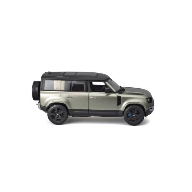 Mașină metalică Land Rover Defender 110 Bburago 1:24 Verde