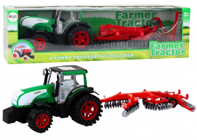 Tractor mare cu remorcă și accesorii pentru agricultură