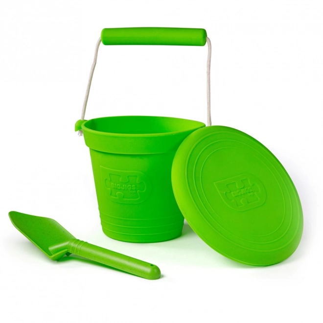 Ecopală verde Meadow de la Bigjigs Toys