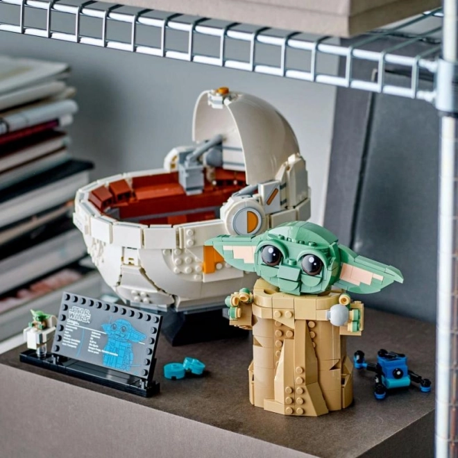 Lego Star Wars Grogu cu cărucior