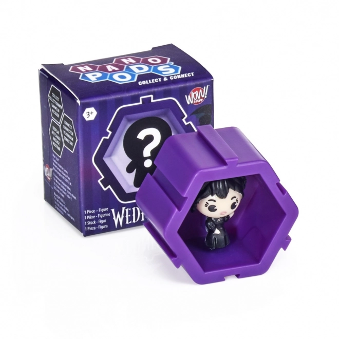 Nano figurine misterioasă Wednesday