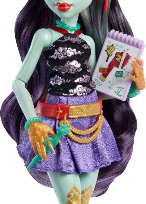 Păpușa Monster High Jinafire Long cu animal de companie