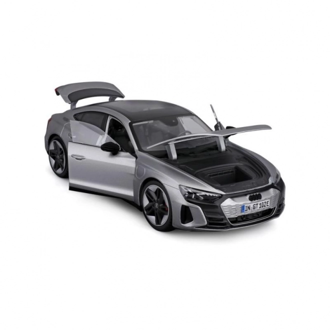 Mașinuță de colecție Bburago Audi RS e-tron GT argintiu la scara 1:18