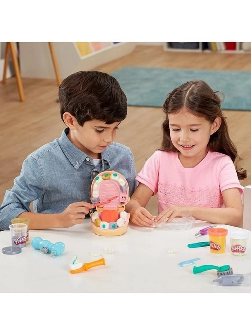 Dentistul Play-Doh Drill 'N Fill