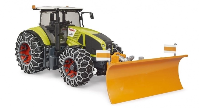 Tractor Claas Axion 950 cu lanțuri de zăpadă și lamă